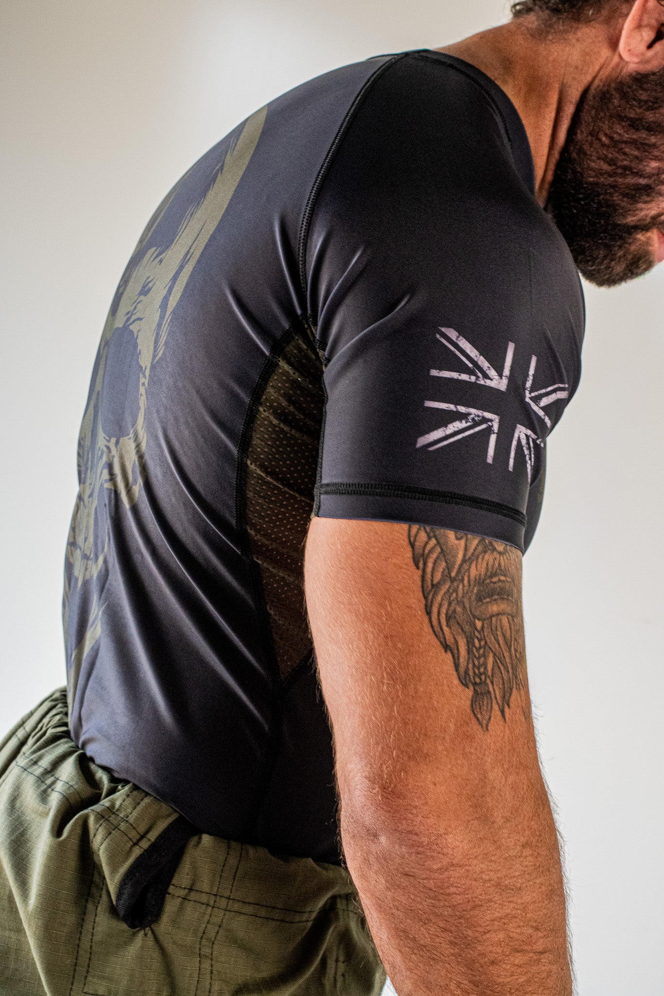 Essentials - Military Green Rash Guard