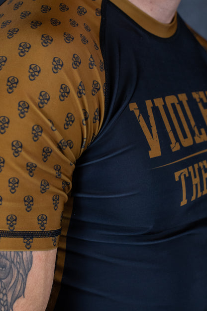 Essentials - Coyote Brown Rash Guard