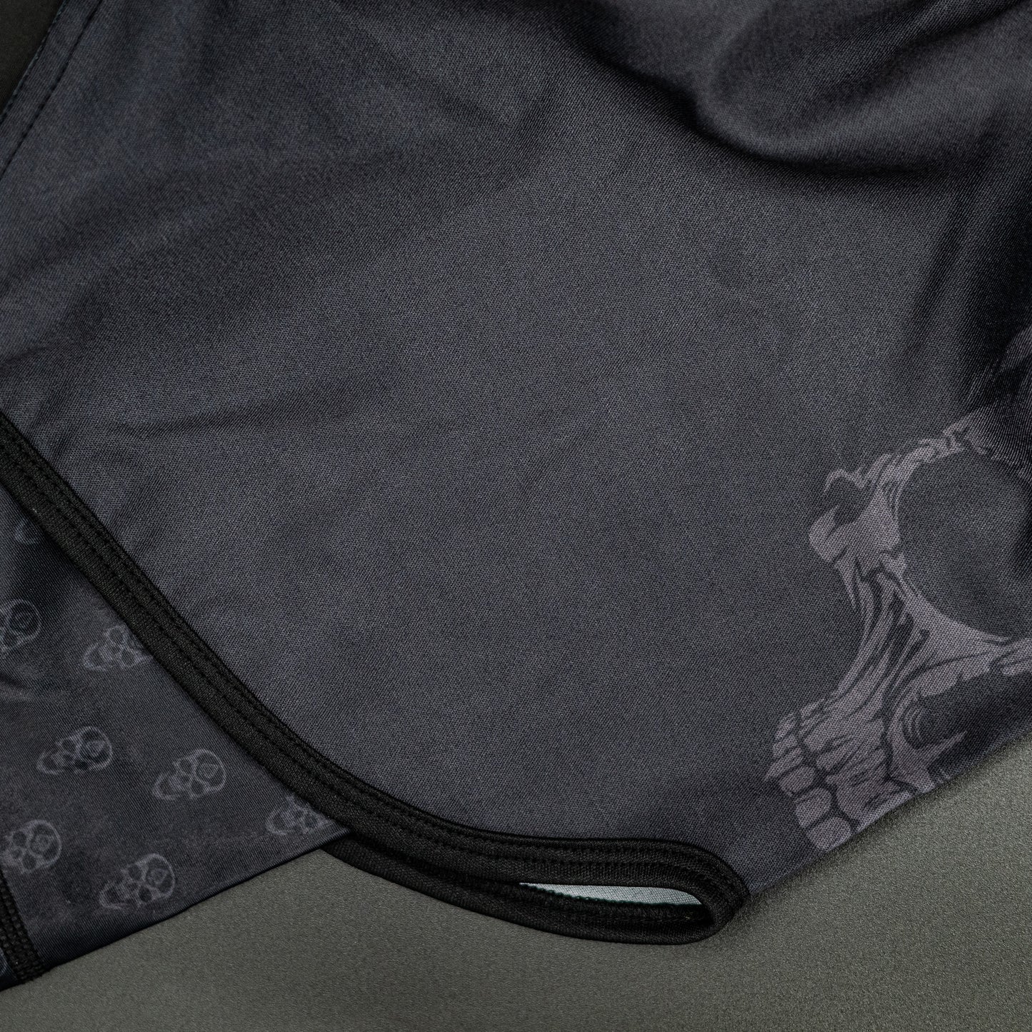 Essentials Shorts - Blackout