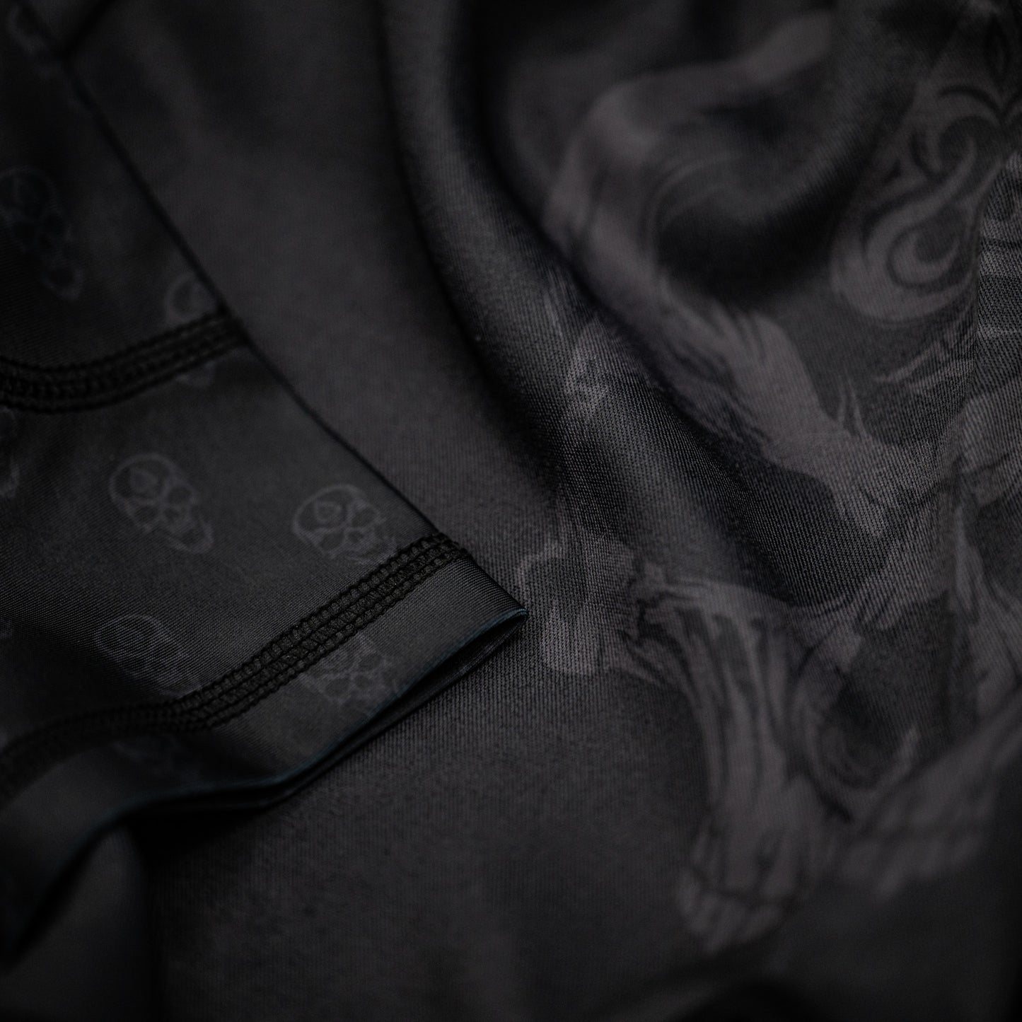 Essentials Shorts - Blackout